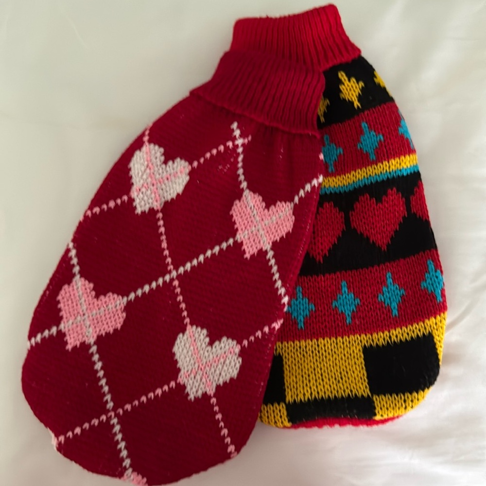 🐾TWO SWEATERS FOR FURBABY🐾 MEASUREMENTS IN PHOTOS 🐾